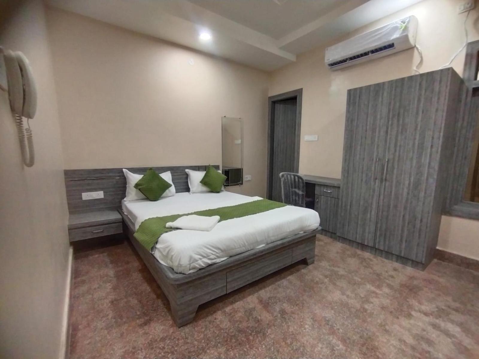Hotel Utsav Palace Kanpur Eksteriør billede
